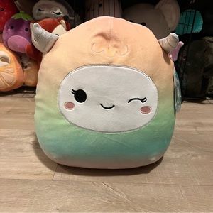 12” Yara the Yeti Squishmallow